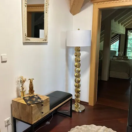 Appartement Neue Familienfreundliche Nr 4, 100m2 Nur 10 Min Zu Fuß Von Legoland Entfernt In Einer Stillvoller Waldwilla, Schoener Balkon Waldblick Privater Parkplatz Erholung Wlan