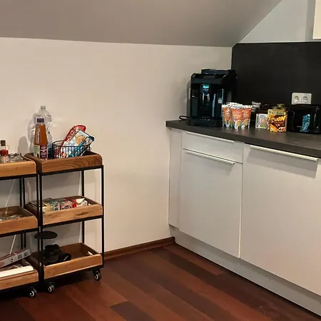 Neue Familienfreundliche Nr 4, 100m2 Nur 10 Min Zu Fuß Von Legoland Entfernt In Einer Stillvoller Waldwilla, Schoener Balkon Waldblick Privater Parkplatz Erholung Wlan Appartement *