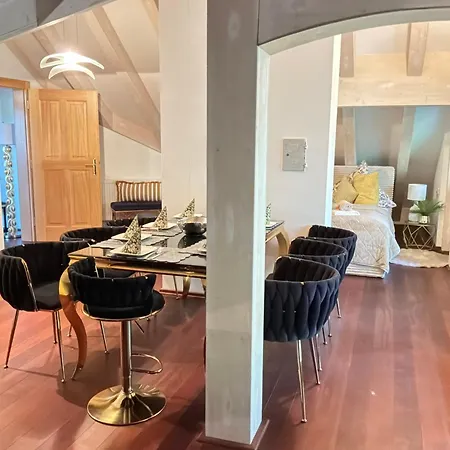 Neue Familienfreundliche Nr 4, 100m2 Nur 10 Min Zu Fuß Von Legoland Entfernt In Einer Stillvoller Waldwilla, Schoener Balkon Waldblick Privater Parkplatz Erholung Wlan