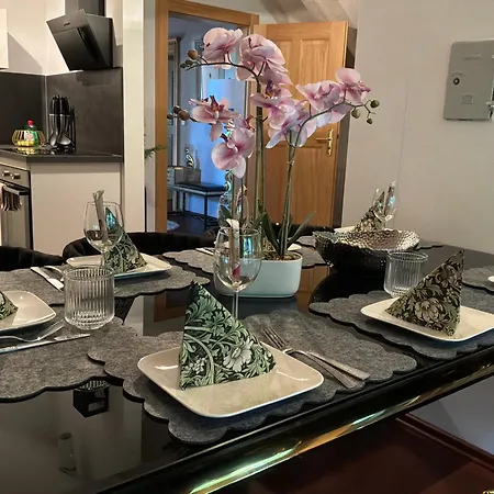 Neue Familienfreundliche Nr 4, 100m2 Nur 10 Min Zu Fuß Von Legoland Entfernt In Einer Stillvoller Waldwilla, Schoener Balkon Waldblick Privater Parkplatz Erholung Wlan *