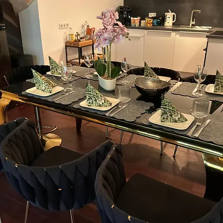 Appartement Neue Familienfreundliche Nr 4, 100m2 Nur 10 Min Zu Fuß Von Legoland Entfernt In Einer Stillvoller Waldwilla, Schoener Balkon Waldblick Privater Parkplatz Erholung Wlan *